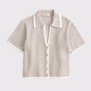 Brand new/ never worn. Abercrombie & Fitch Tan Knit Sweater